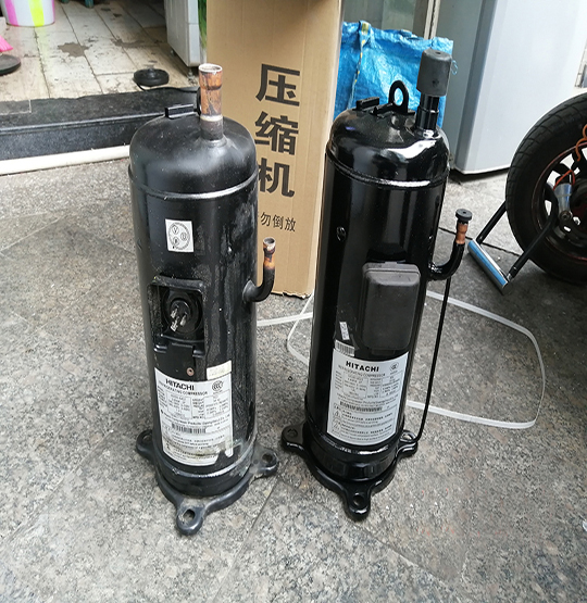 哈巴河中央空调压缩机的更换维修